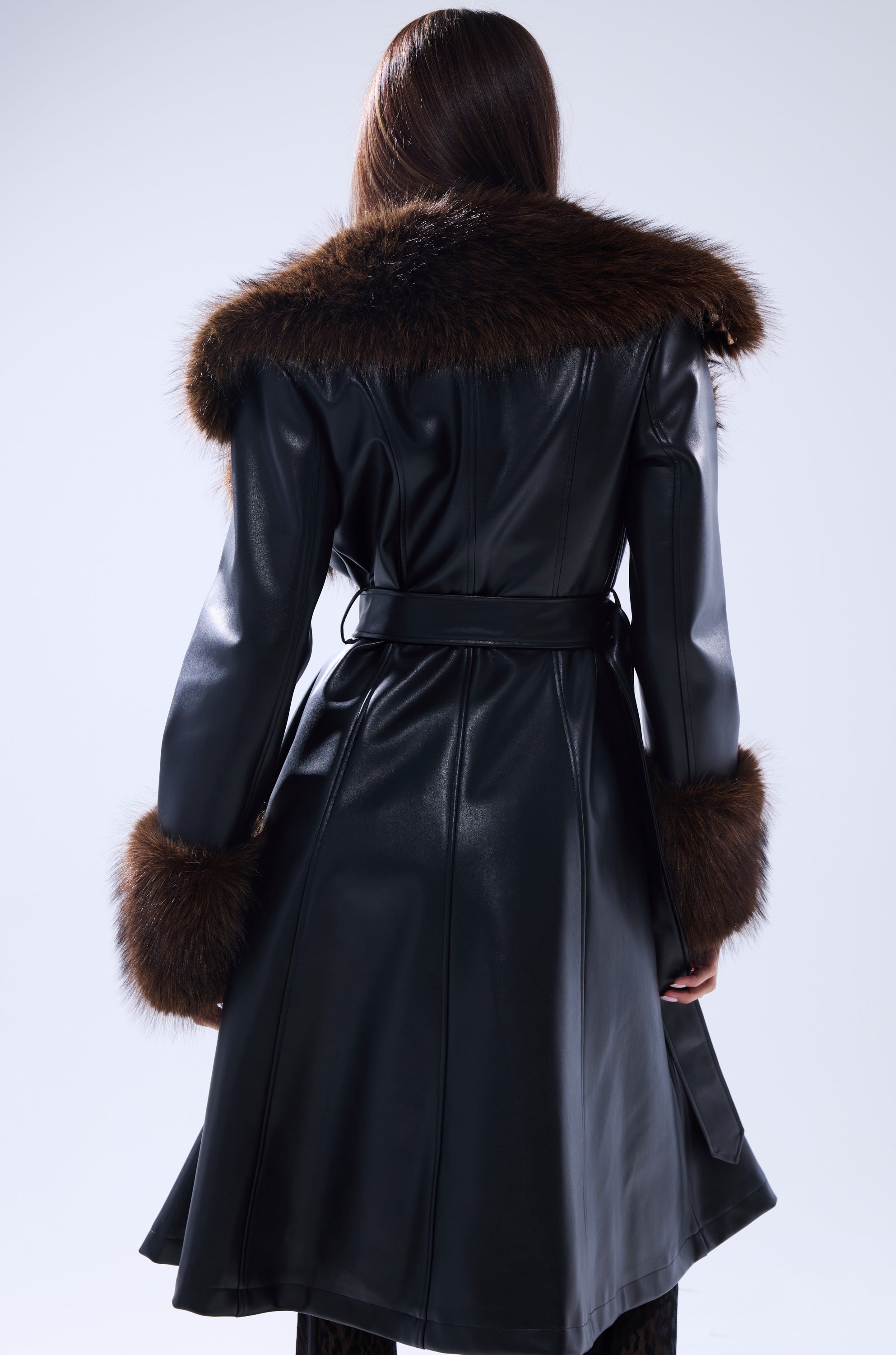 MAIN SQUEEZE FUR TRIM TRENCH