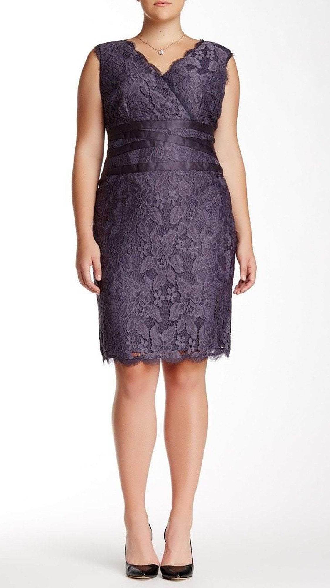 Adrianna Papell - 41905221SC Knee Length Satin Wrap Waist Lace Dress