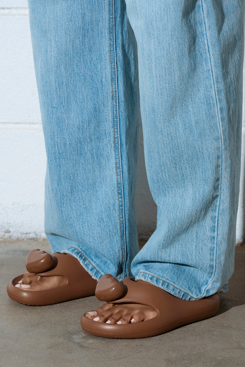 AKIRA COMPASSION BROWN SANDAL