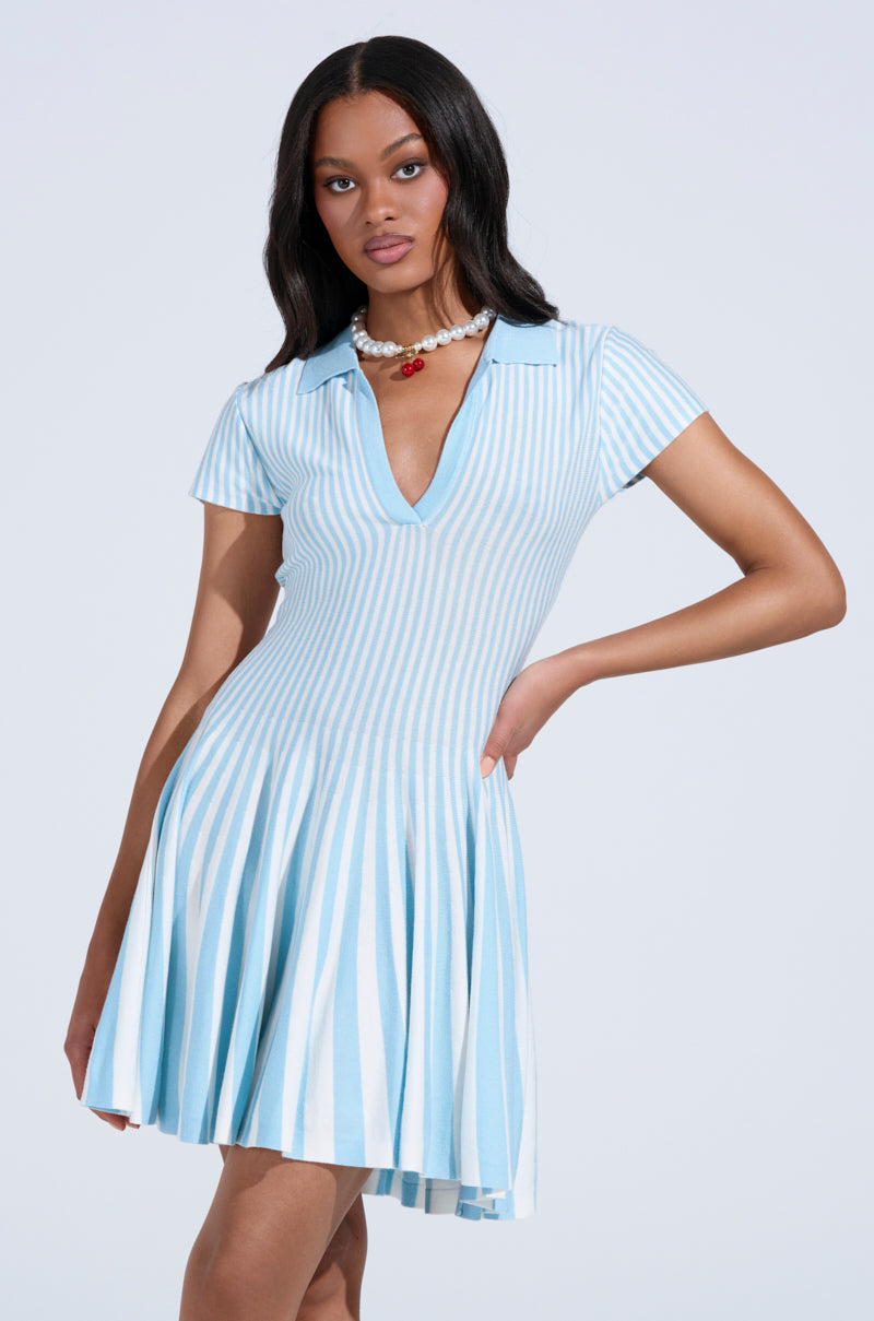 ALINA PLEATED KNIT FIT AND FLARE MINI DRESS IN BLUE