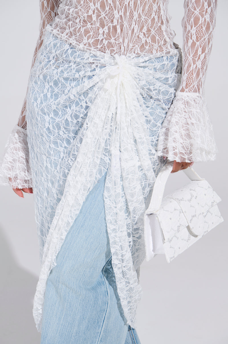 LILY LACE BLOUSE IN WHITE