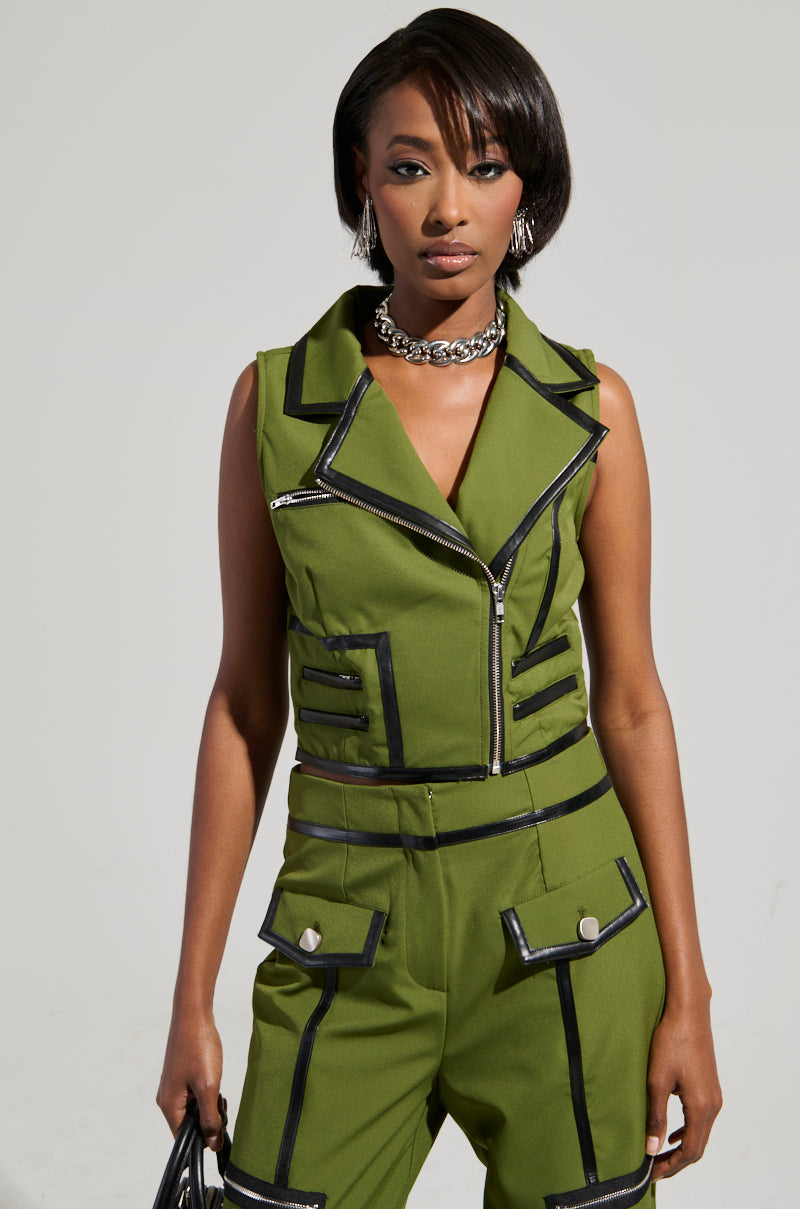 EAST HAMPTON VEST TOP