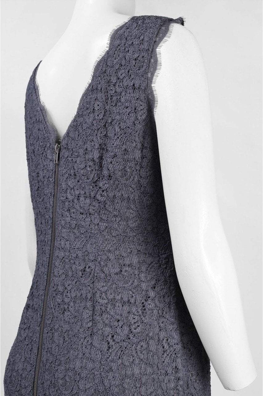 Adrianna Papell - 41871750SC Sleeveless Scallop Fitted Dress