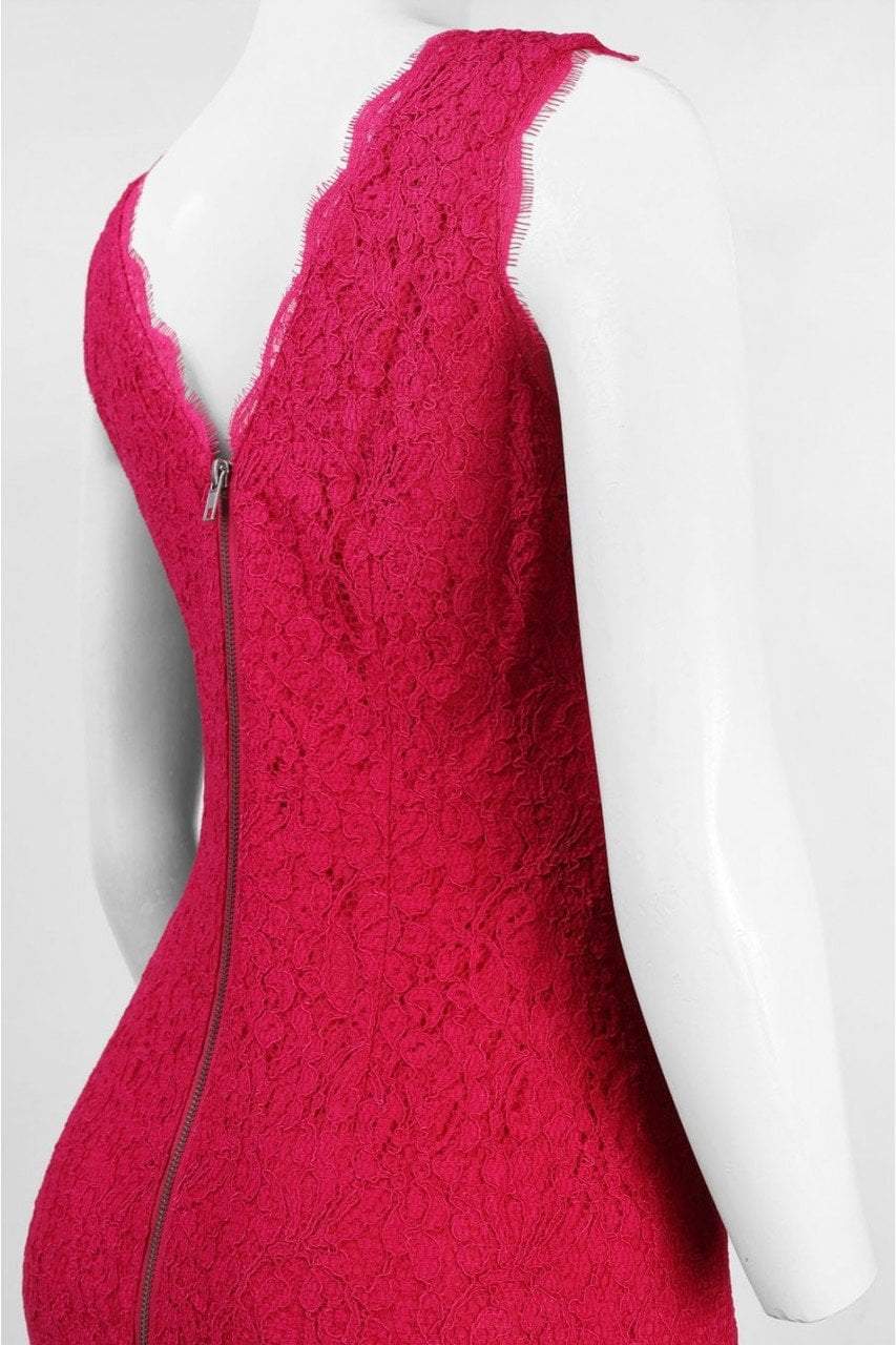 Adrianna Papell - 41871750SC Sleeveless Scallop Fitted Dress