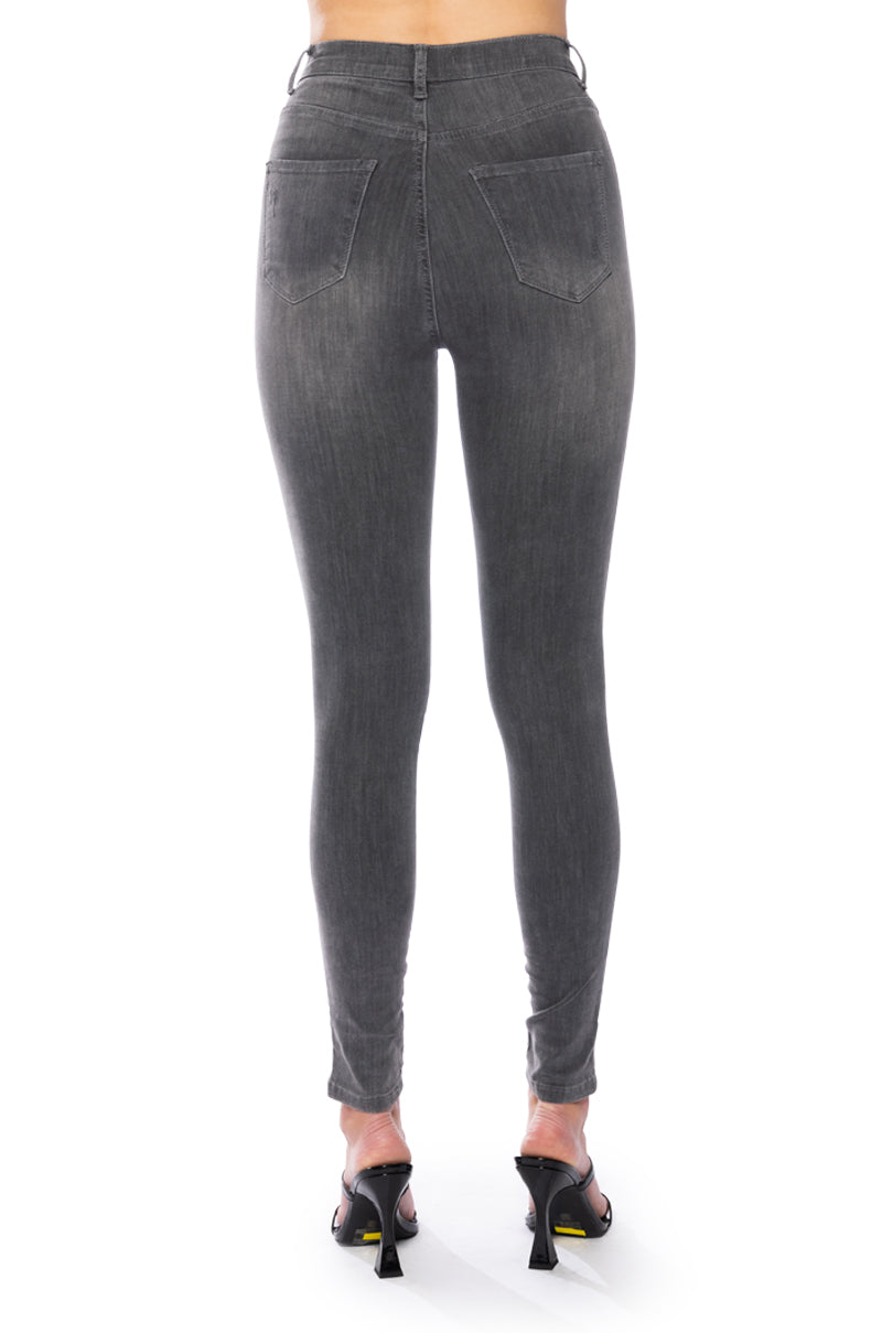 FLEX-FIT HIGH WAISTED SUPER STRETCHY SKINNY JEANS