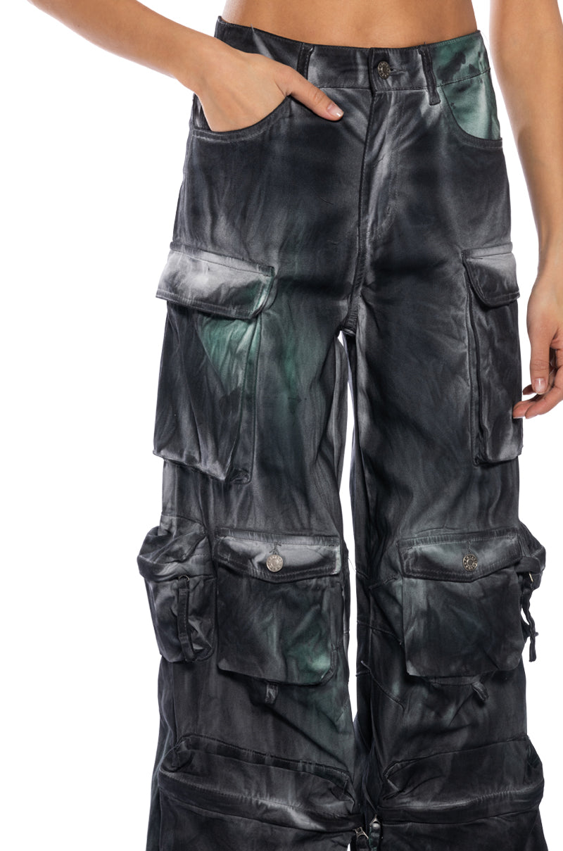 I AINT WORRIED CARGO PANTS